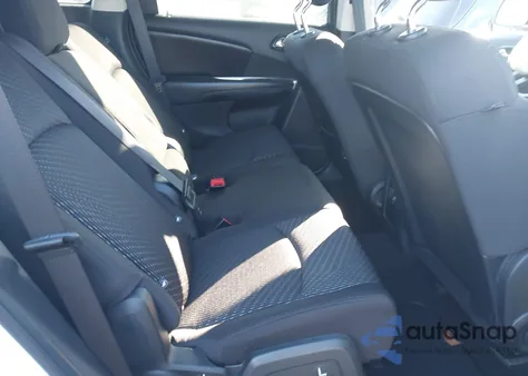 2013 Dodge Journey Sxt z USA, uszkodzony, nr VIN 3C4PDCBG9DT660397